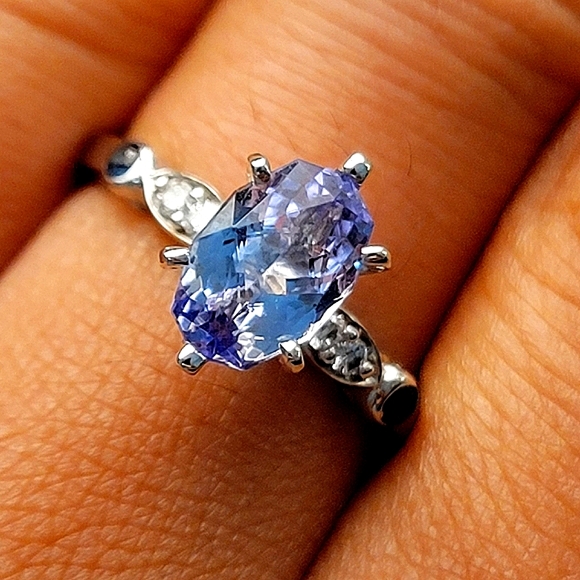 14k White Gold Custom Cut Tanzanite & Sapphire Ring - Picture 4 of 7